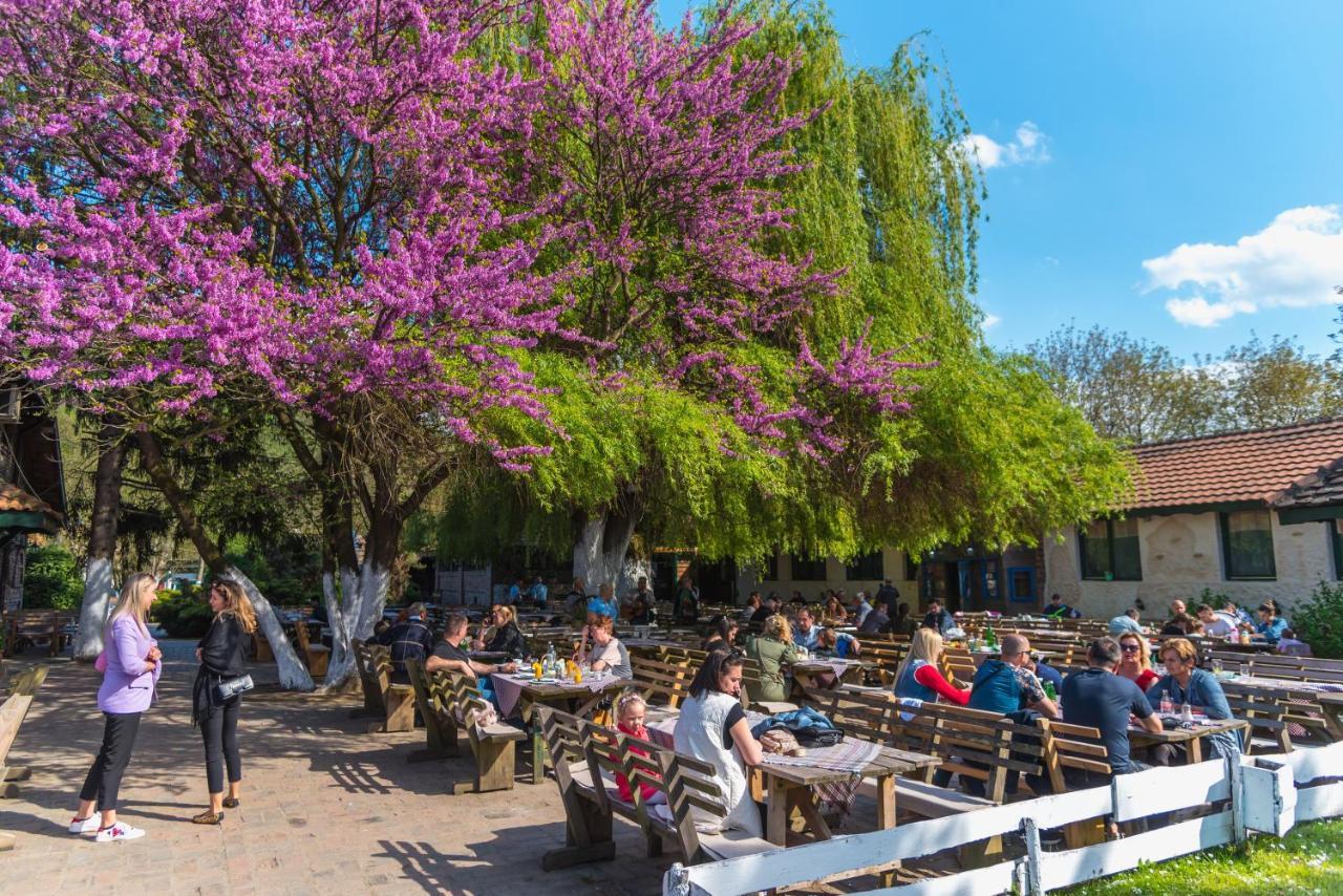 B&B Etno Village Suncana Reka Banja Koviljača Buitenkant foto