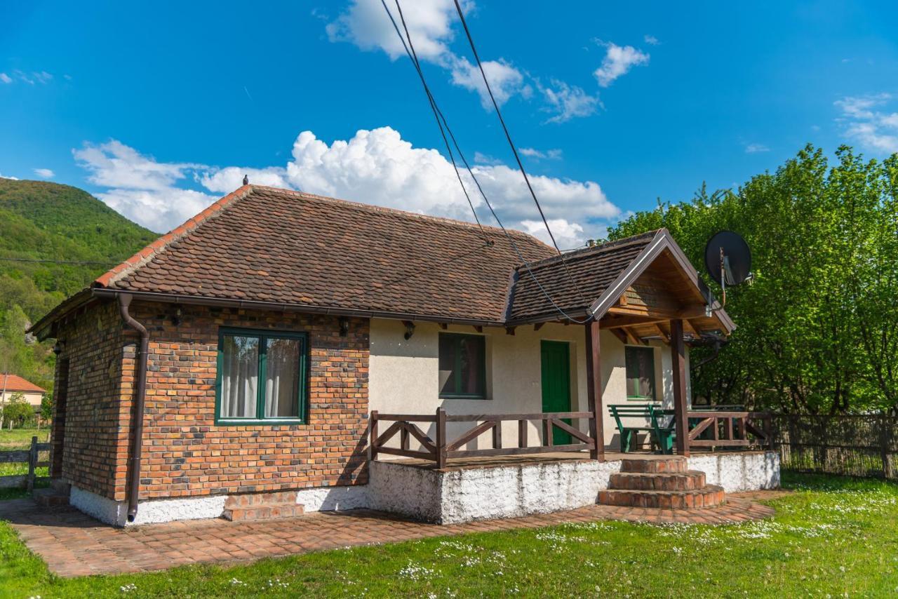 B&B Etno Village Suncana Reka Banja Koviljača Buitenkant foto