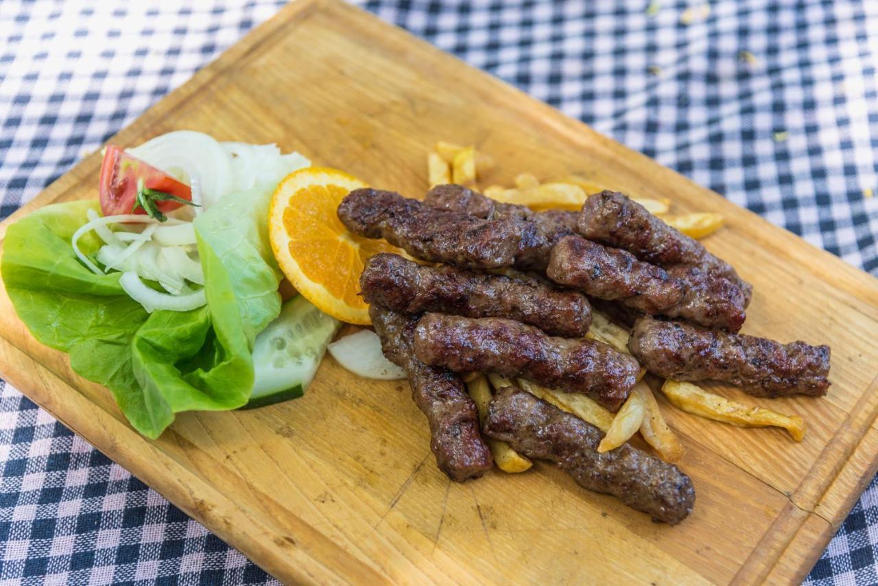 B&B Etno Village Suncana Reka Banja Koviljača Buitenkant foto