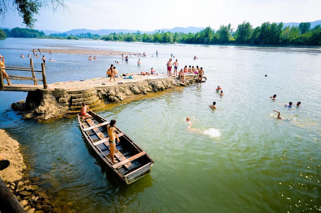 B&B Etno Village Suncana Reka Banja Koviljača Buitenkant foto